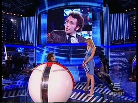 Immagine di Record stagionale di ascolti nella 11a puntata di Grande Fratello 8 - Scopri su Televisione
